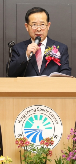 박준용 홍성군체육회장이 취임식에서 소감을 밝히고 있다. 홍성군체육회 제공